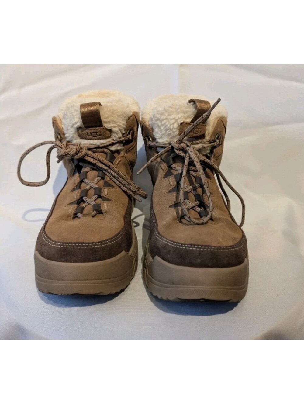 UGG Womens Terretrail Cozy Lace - Chestnut Size 11